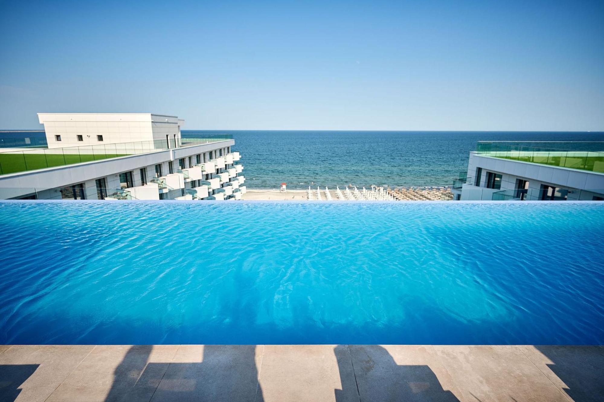 Seaview Luxury Studio In Infinity Beach Resort Мамая Екстер'єр фото