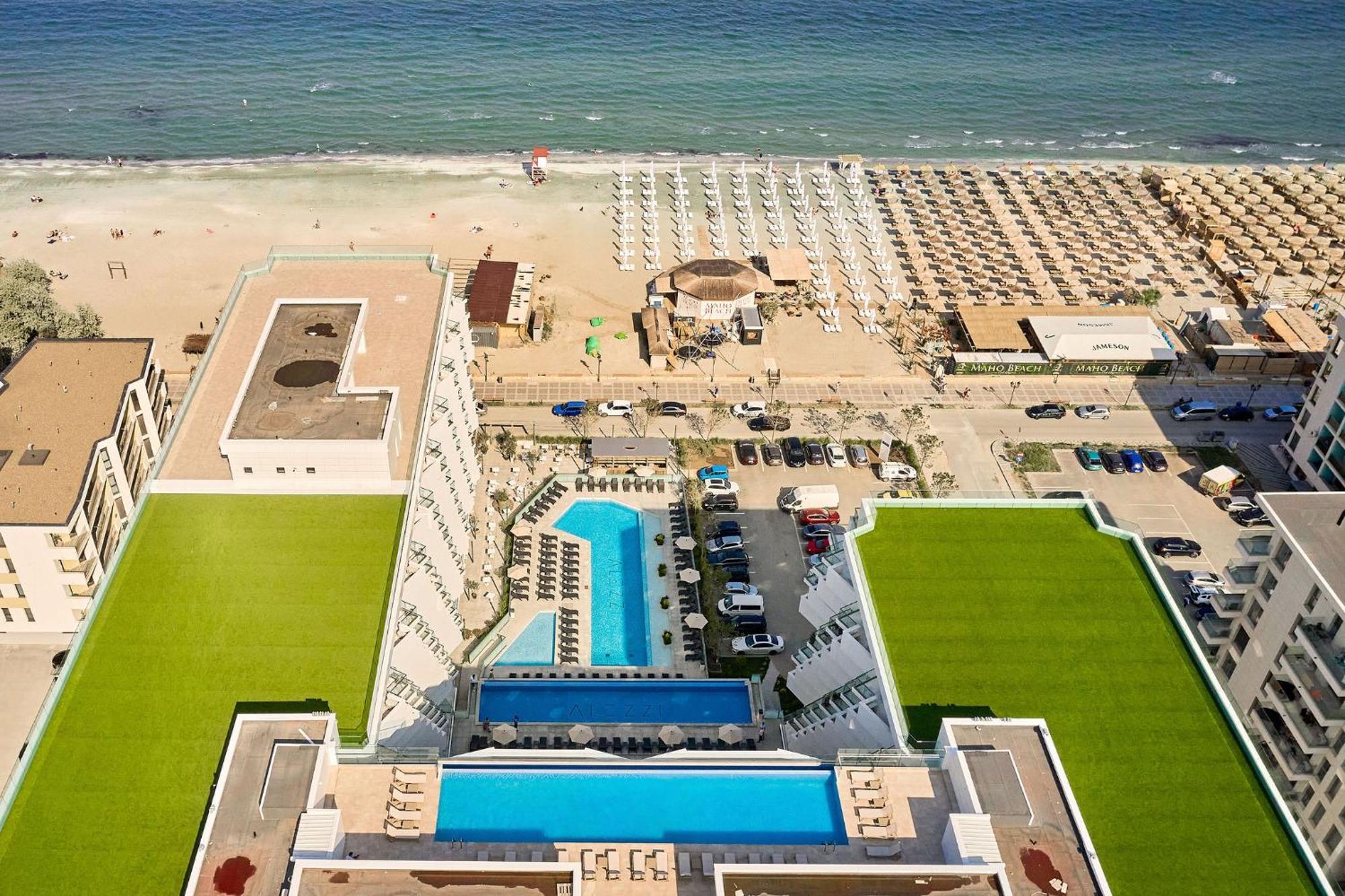 Seaview Luxury Studio In Infinity Beach Resort Мамая Екстер'єр фото
